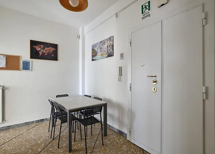 Domus Centocelle Апартаменты *